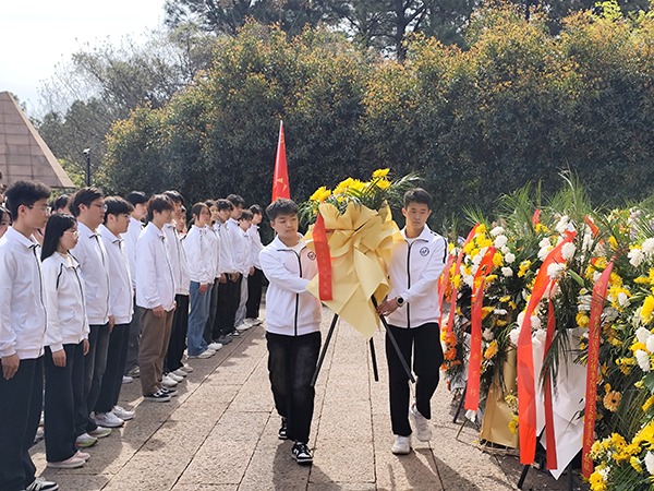 1712135508774964.jpg 7b35cc552b20b01abec1bc5790b3094.jpg