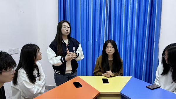 1712795527851299.jpg 89bb6e97a19155d9da1372383089258c.jpg